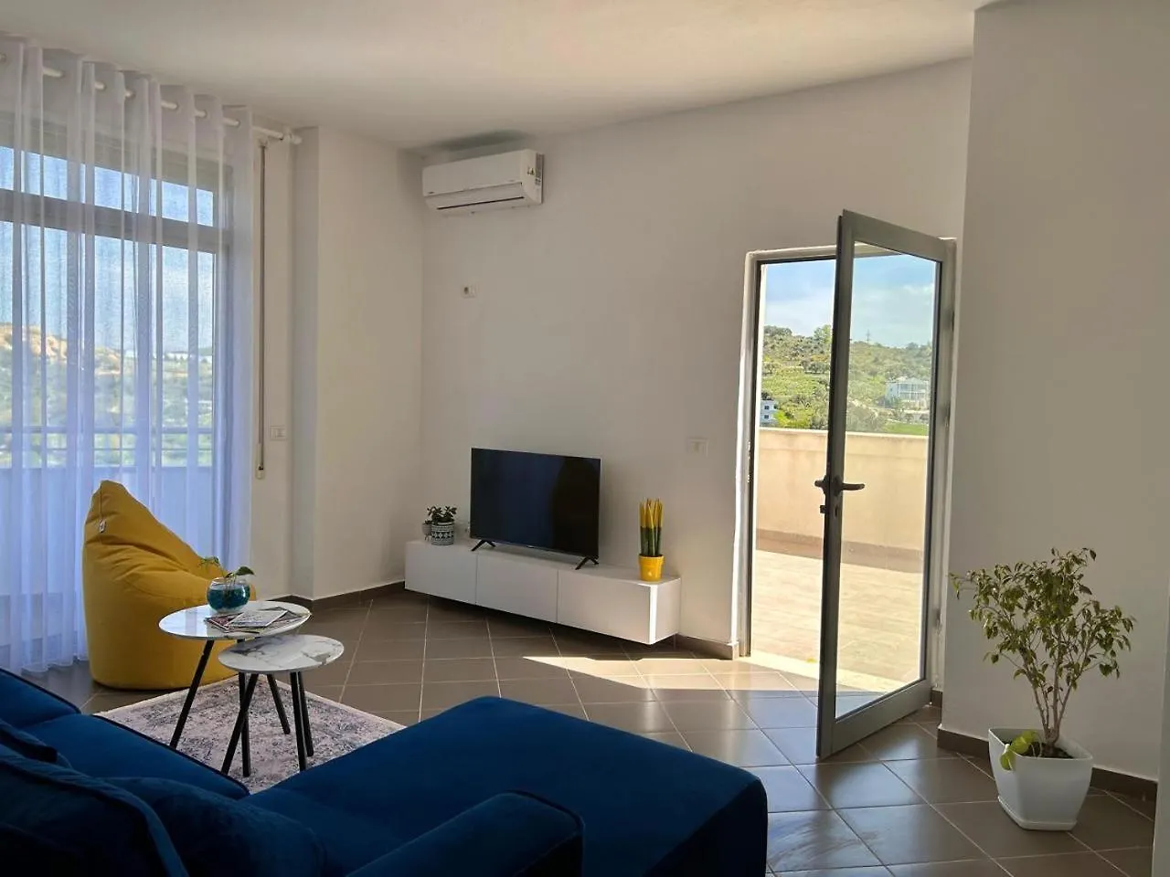 Gibel Apartments Golem  Albania